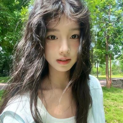 艾娃与莱昂国语